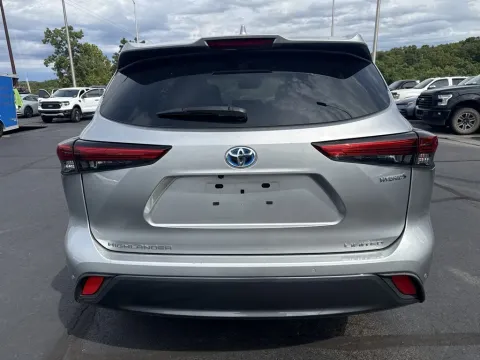 Another view of 2023 Toyota Highlander Hybrid Limited for sale in Branson West, MO at Oakley Auto World