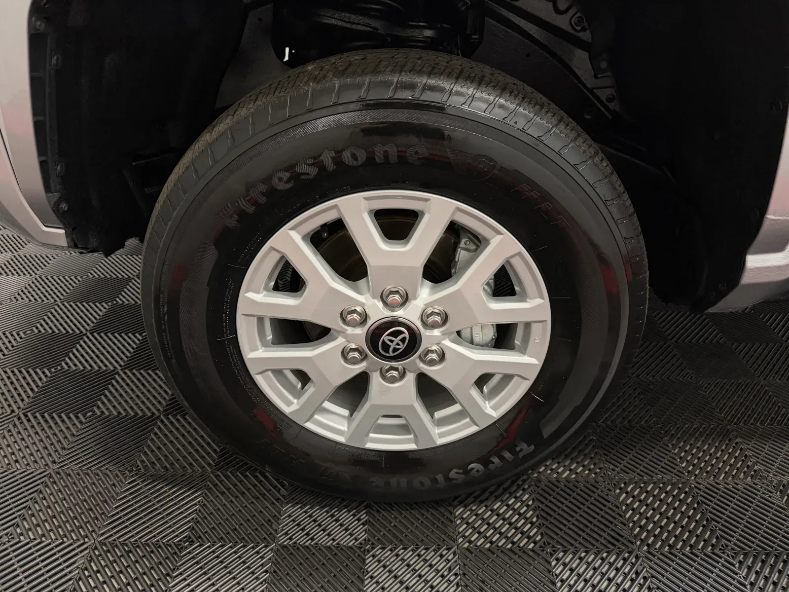 Toyota Tacoma photo 11