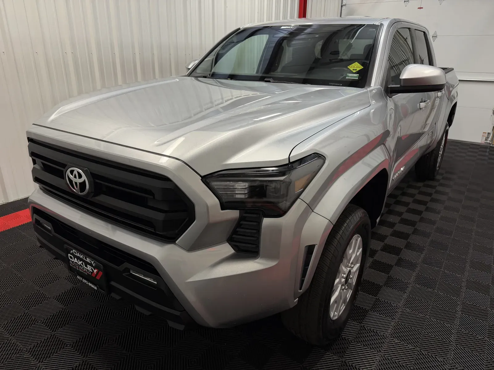 Toyota Tacoma photo 10