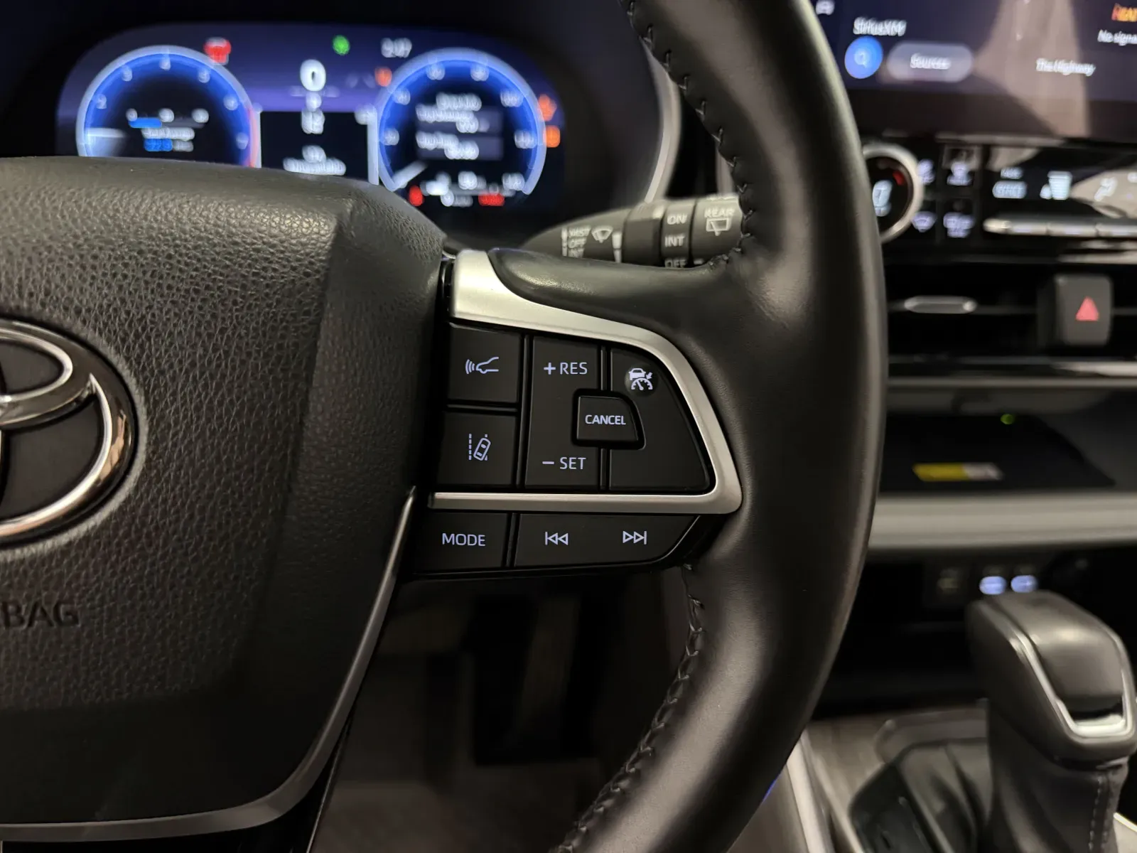 Toyota Highlander photo 23