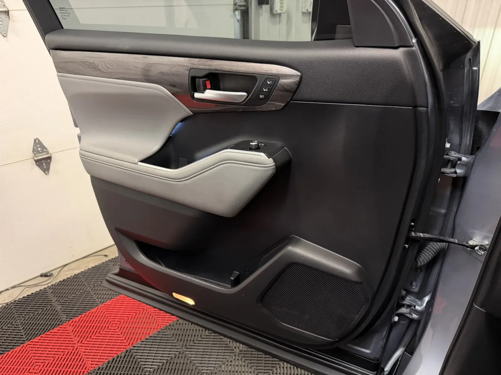 Toyota Highlander photo 28