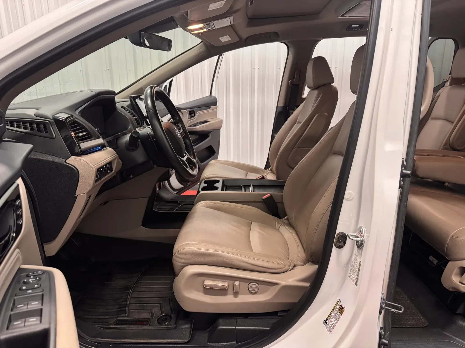 Honda Odyssey photo 34