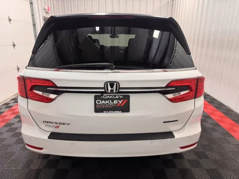 Another view of 2022 Honda Odyssey Touring for sale in Branson West, MO at Oakley Auto World