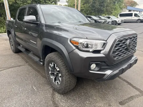 More photos of 2022 Toyota Tacoma TRD Off-Road at Oakley Auto World, MO