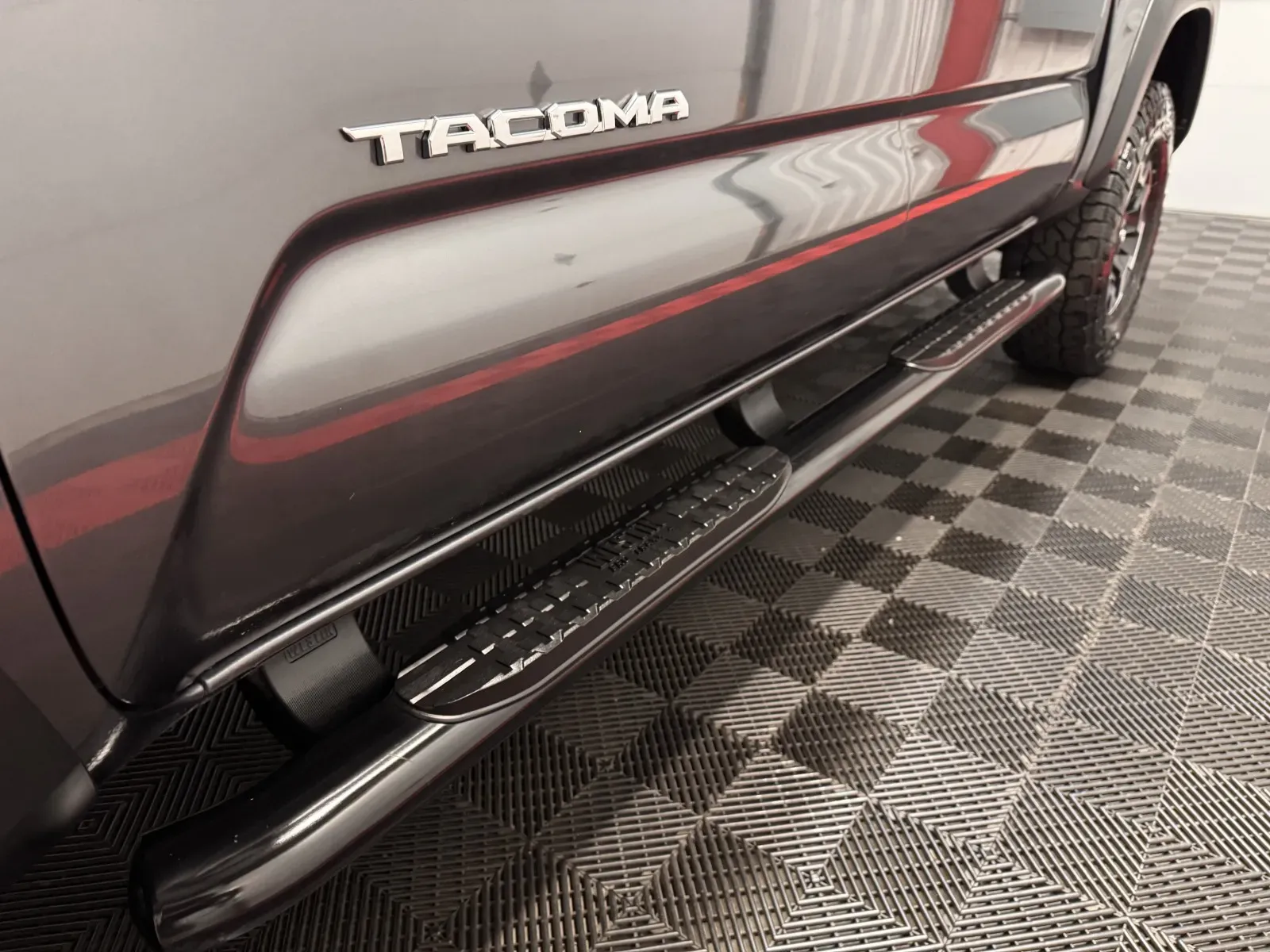 Toyota Tacoma photo 11