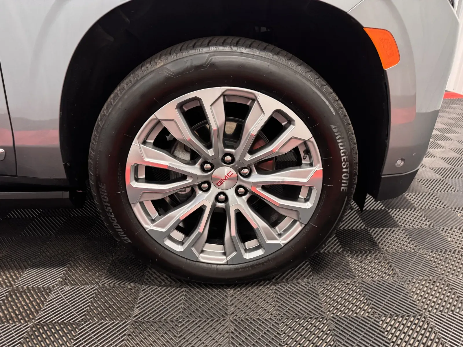 GMC Yukon photo 19