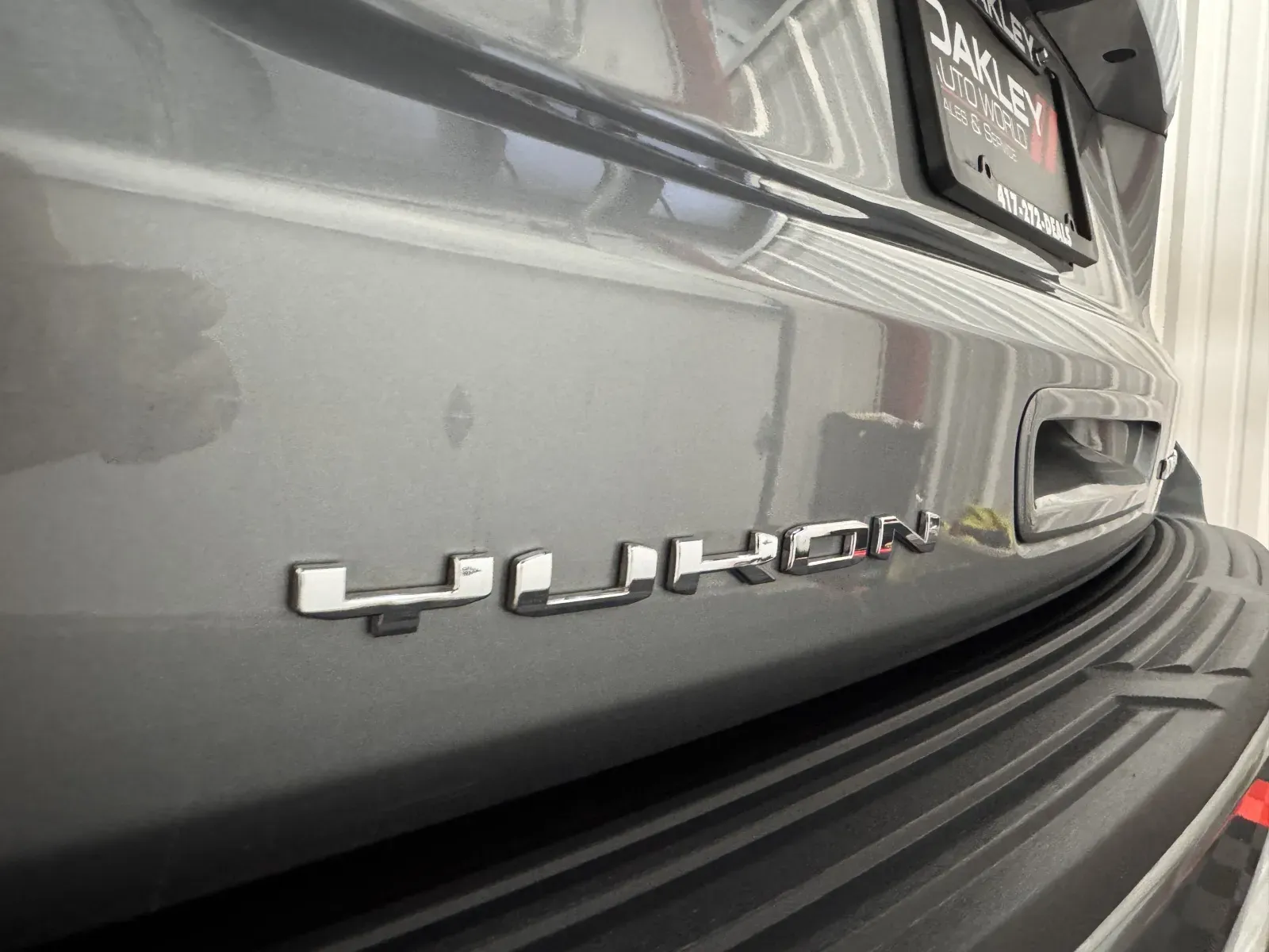 GMC Yukon photo 15