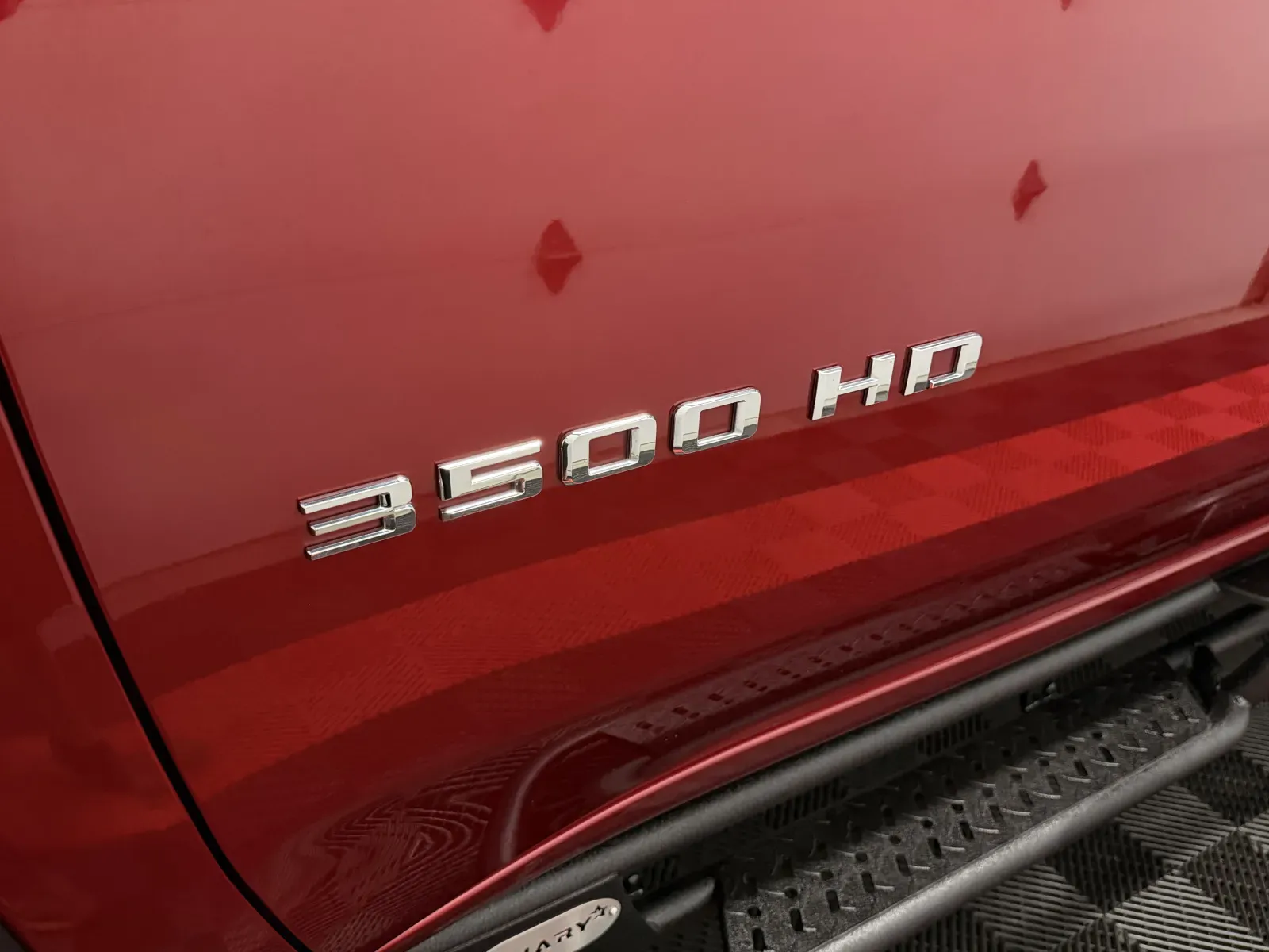 Chevrolet 3500HD photo 14