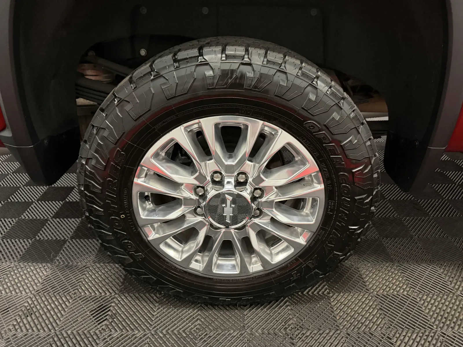 Chevrolet 3500HD photo 23