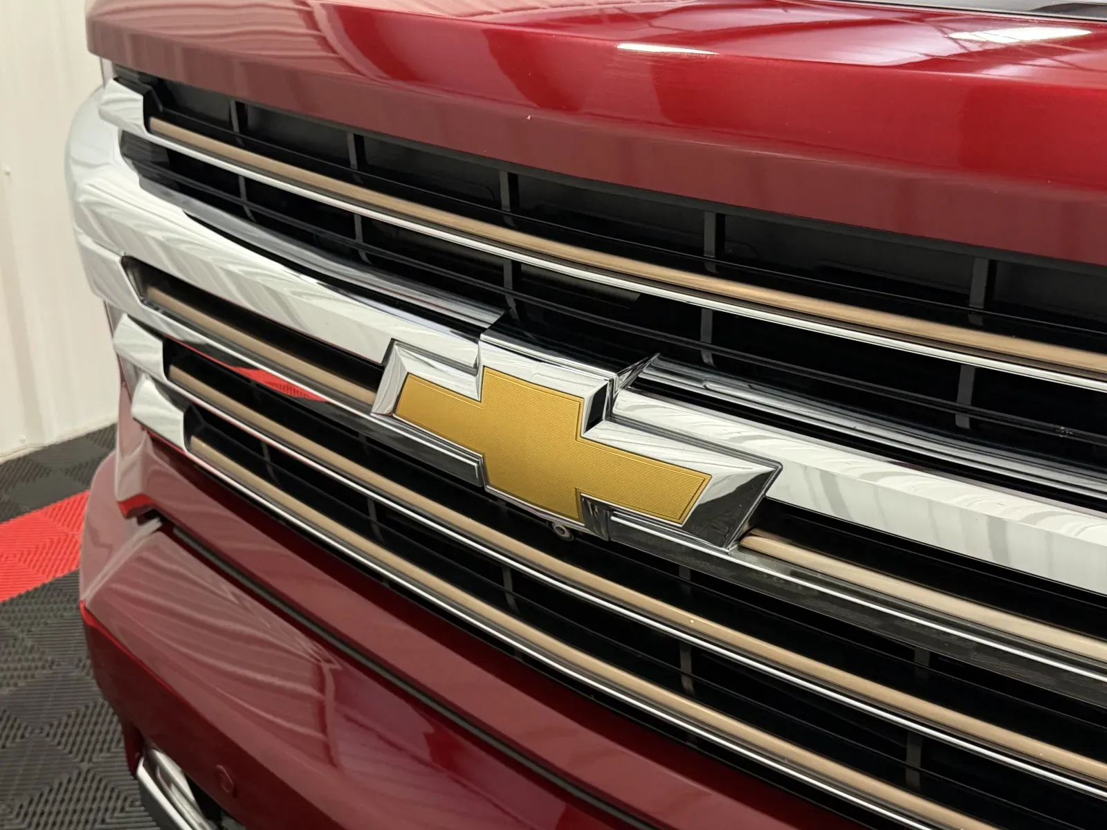 Chevrolet 3500HD photo 8