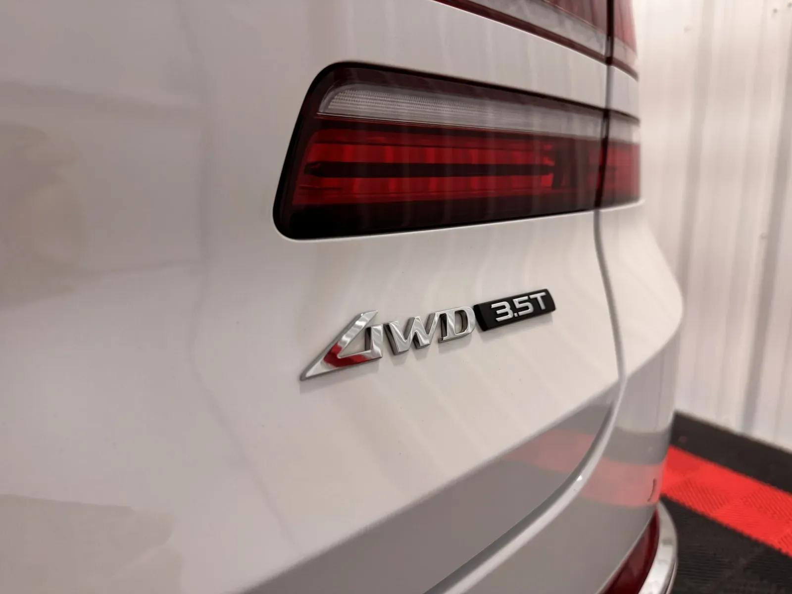Genesis GV80 photo 15
