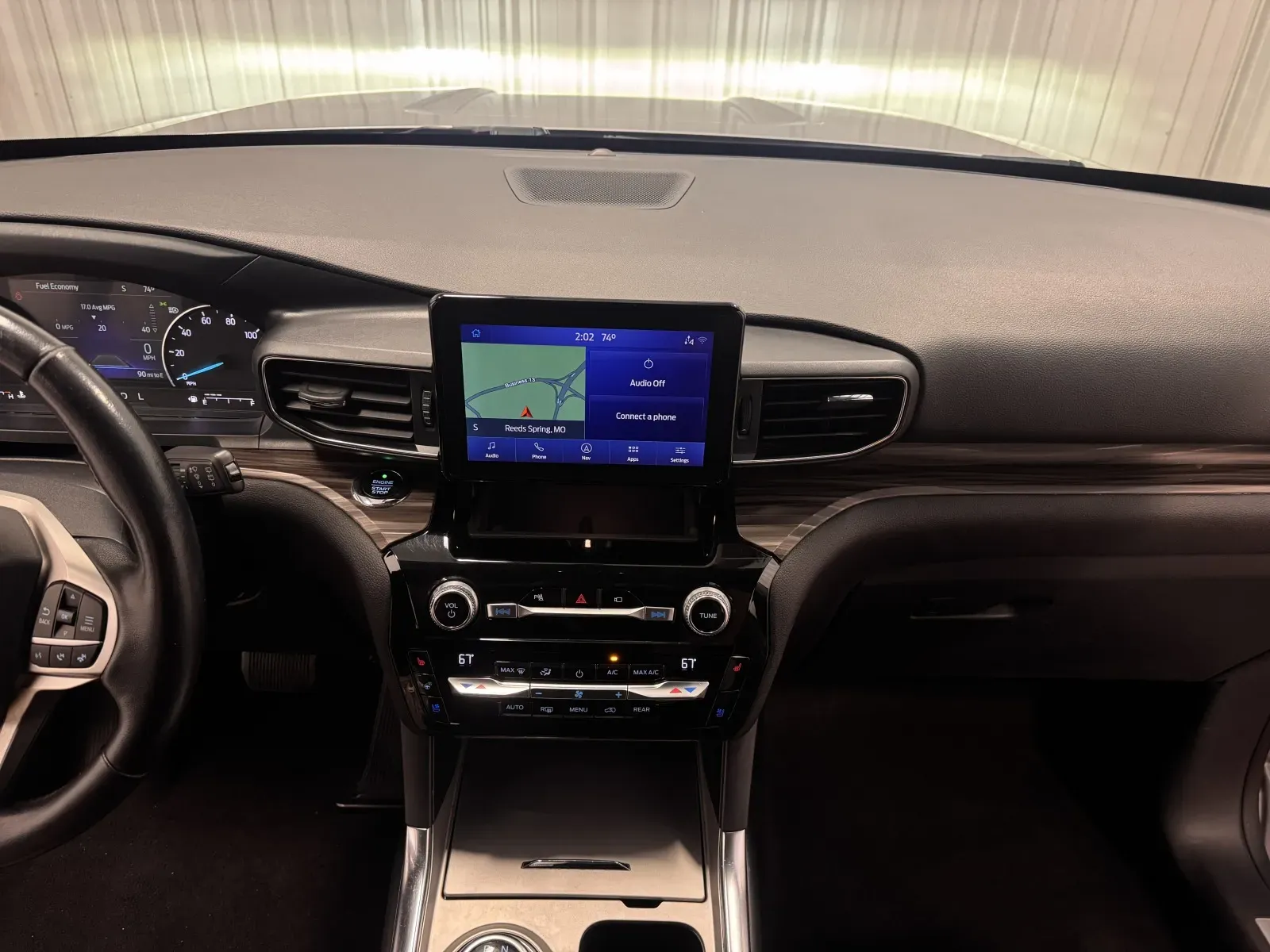 Ford Explorer photo 30