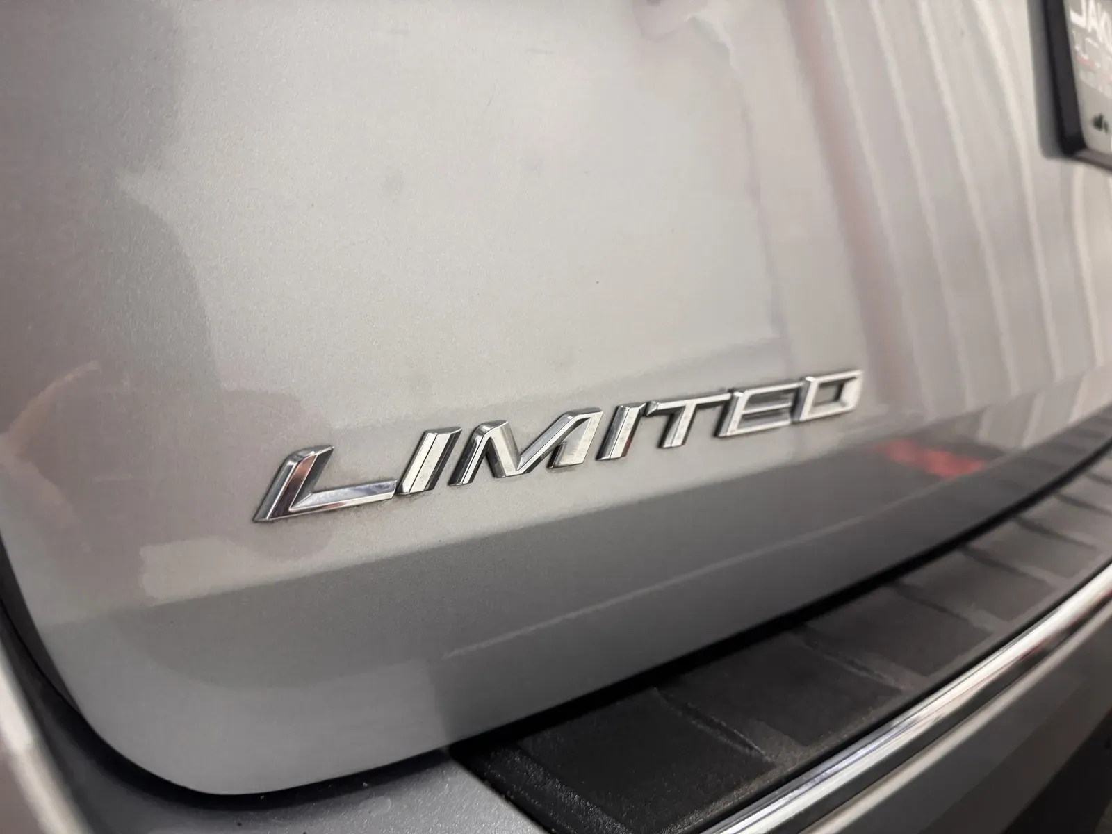 Ford Explorer photo 13