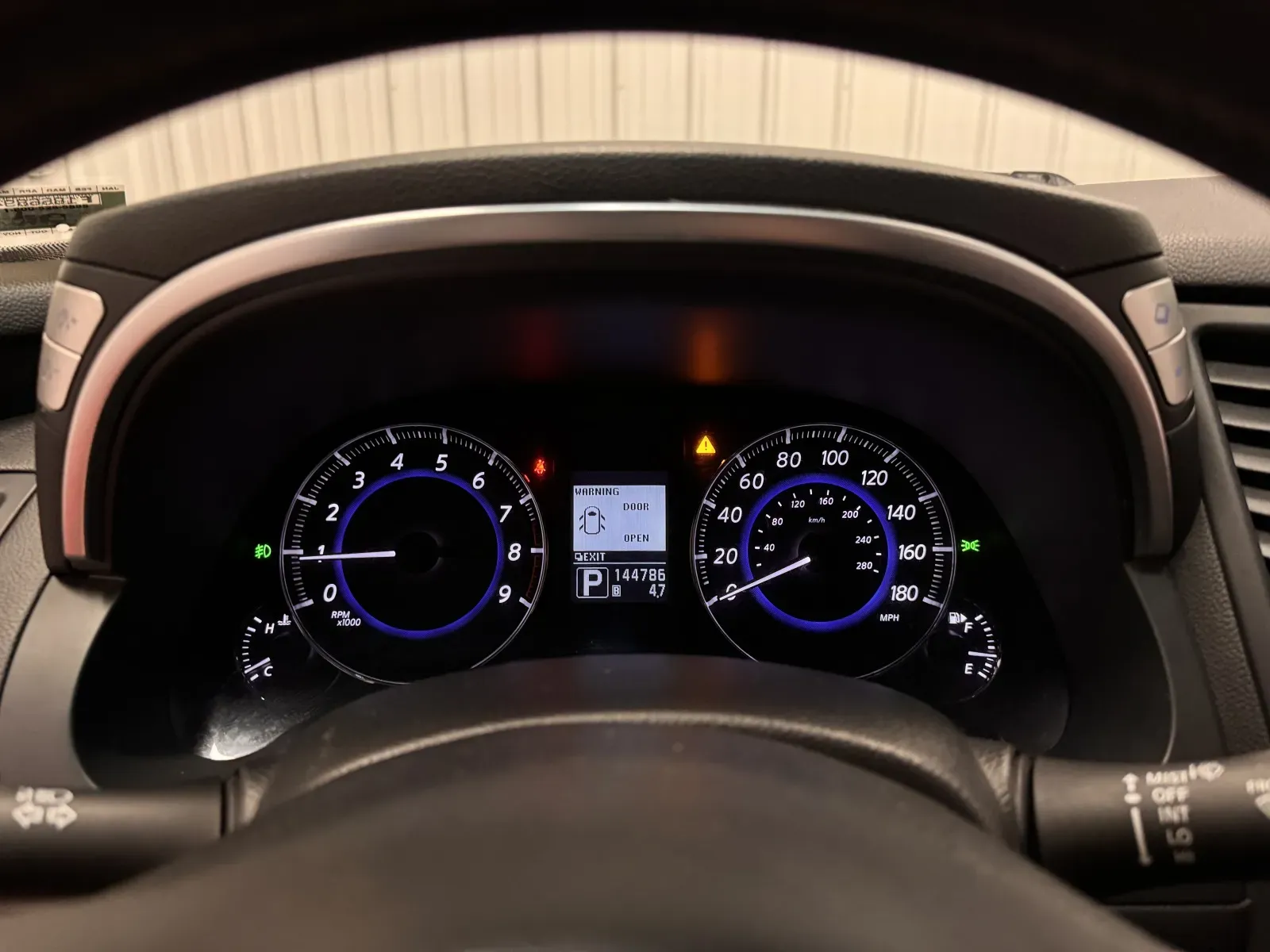 Infiniti QX70 photo 24