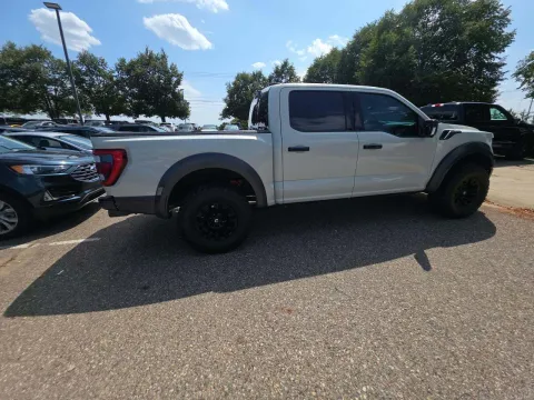 More photos of 2023 Ford F-150 Raptor at Oakley Auto World, MO