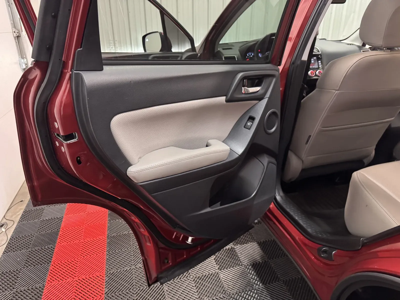 Subaru Forester photo 37