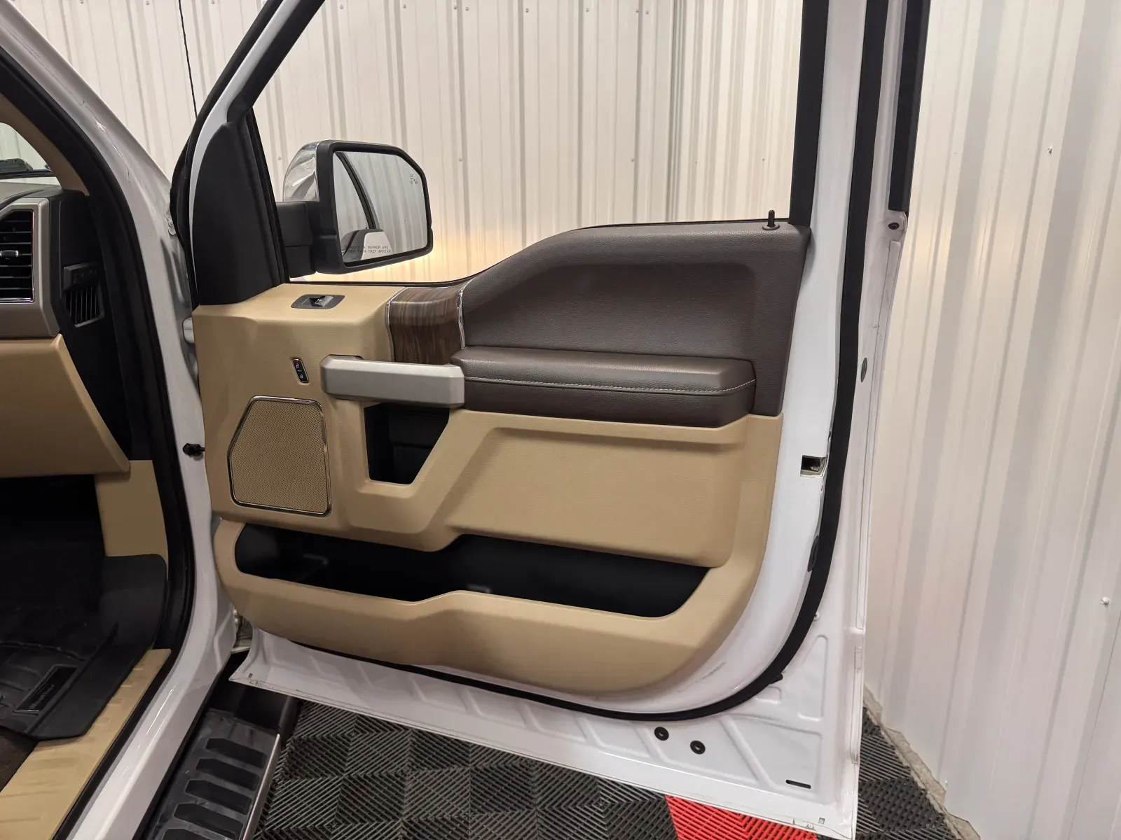 Ford F-150 photo 41