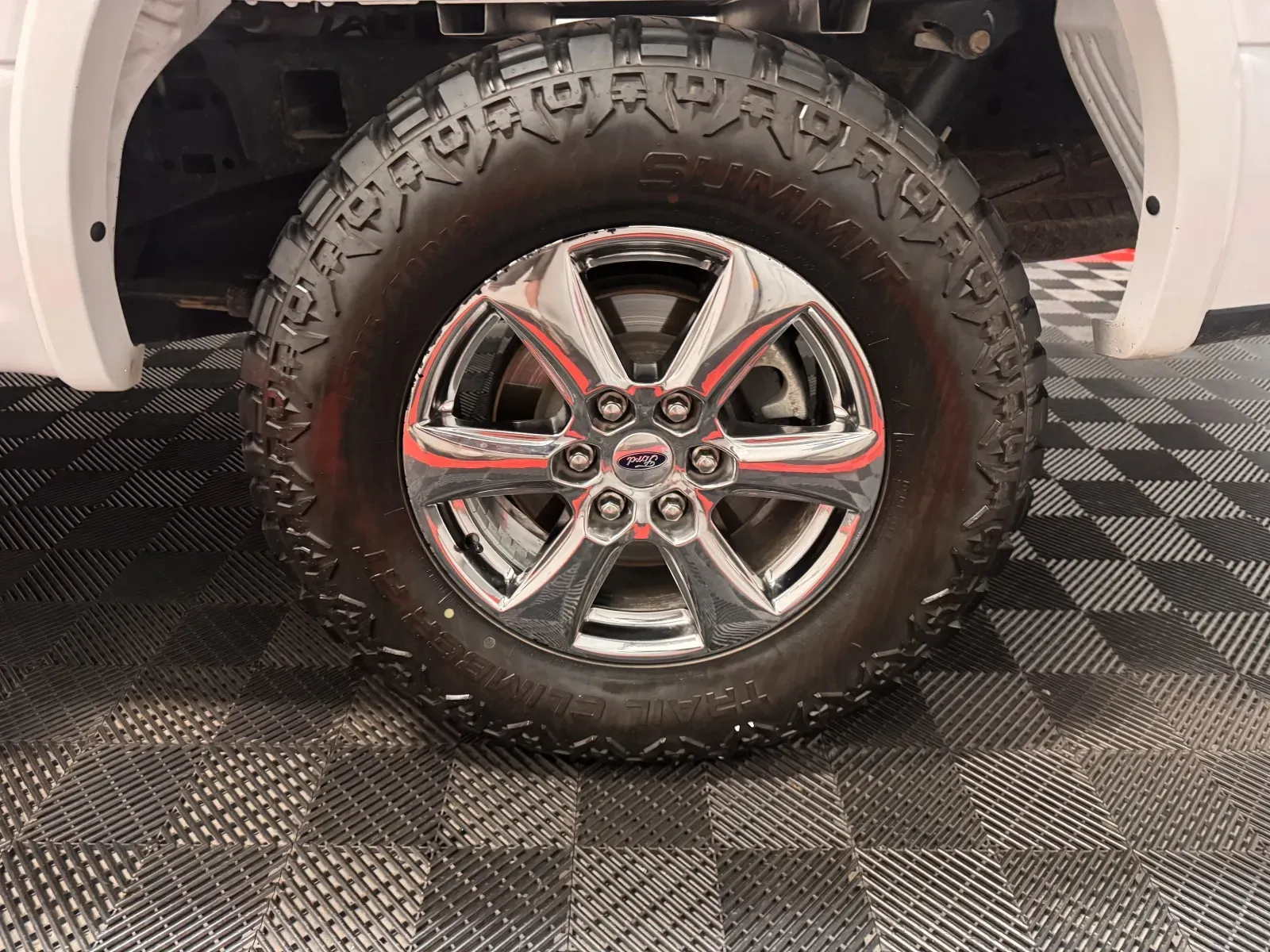 Ford F-150 photo 14