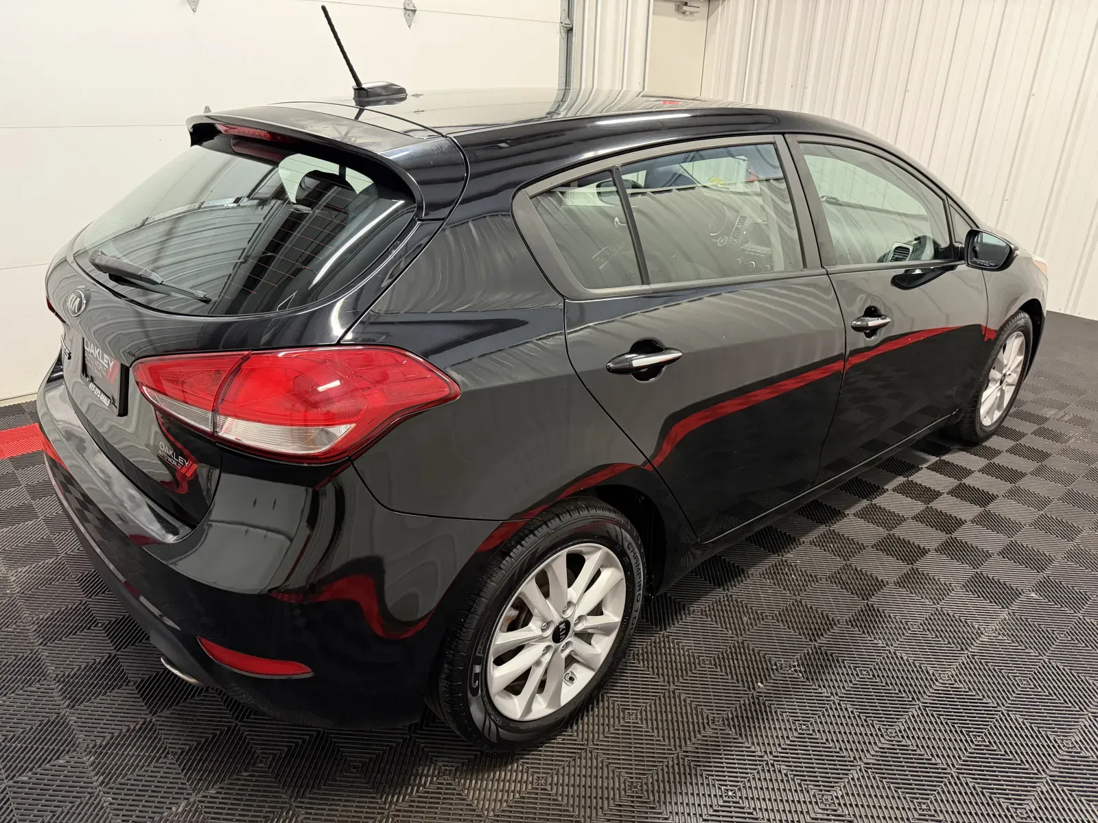 Kia Forte5 photo 4