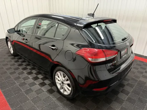 Photos of 2017 Kia Forte5 LX for sale in Branson West, MO at Oakley Auto World