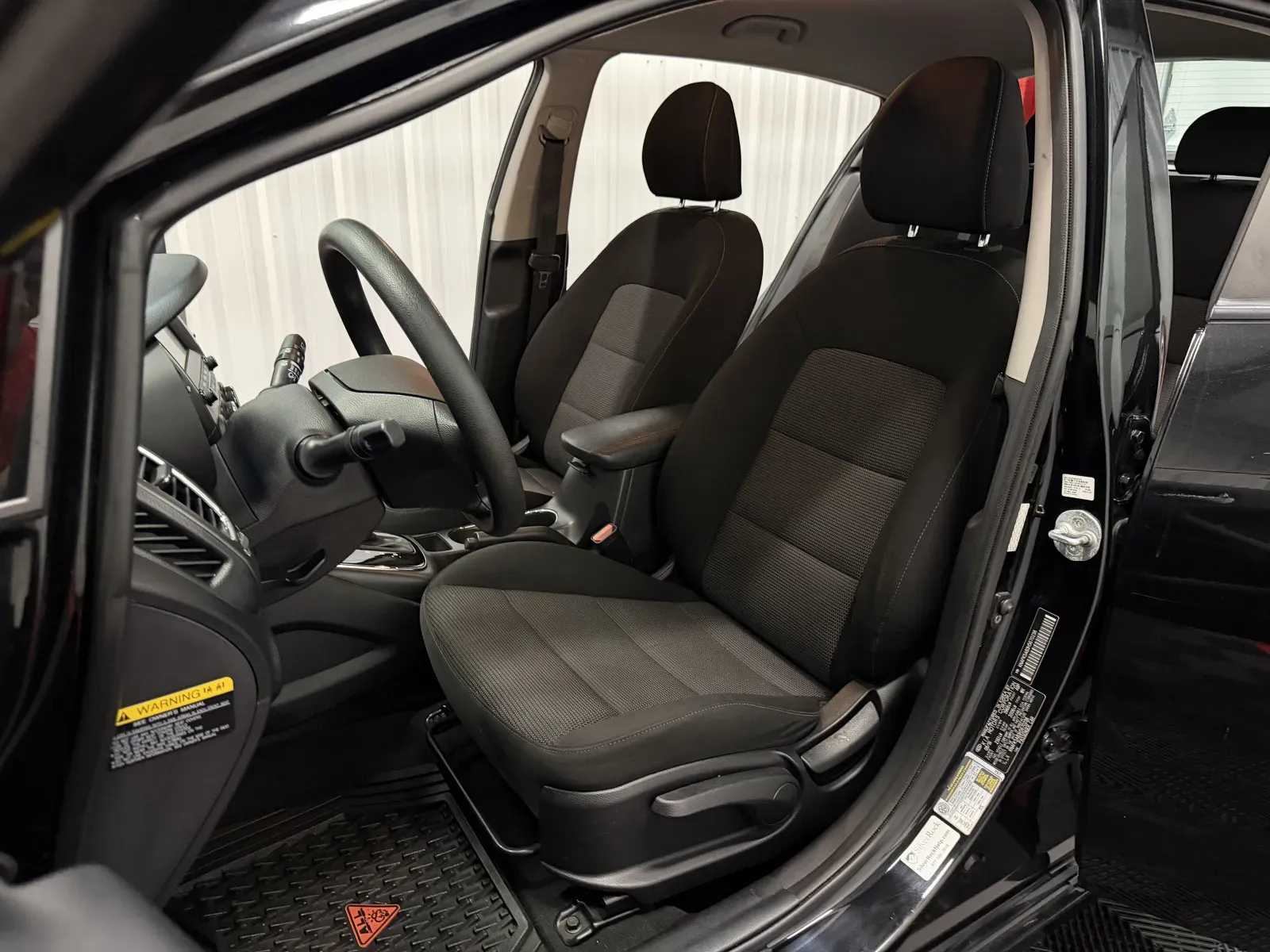 Kia Forte5 photo 33