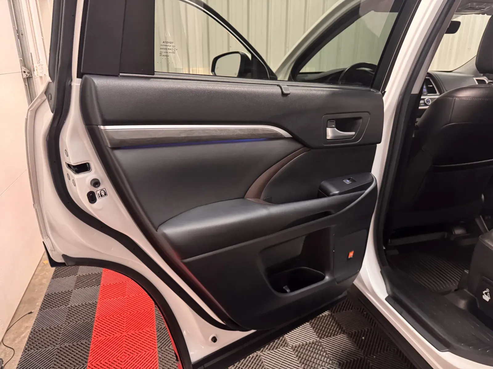 Toyota Highlander photo 38