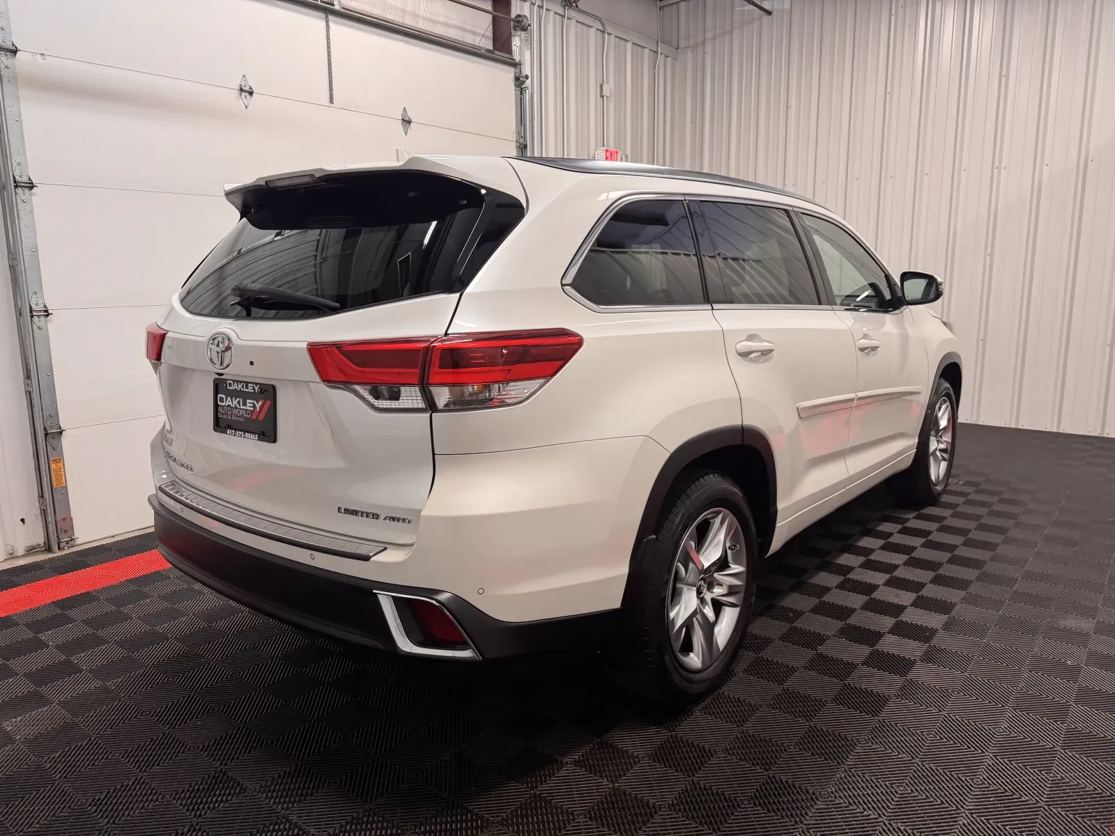 Toyota Highlander photo 4