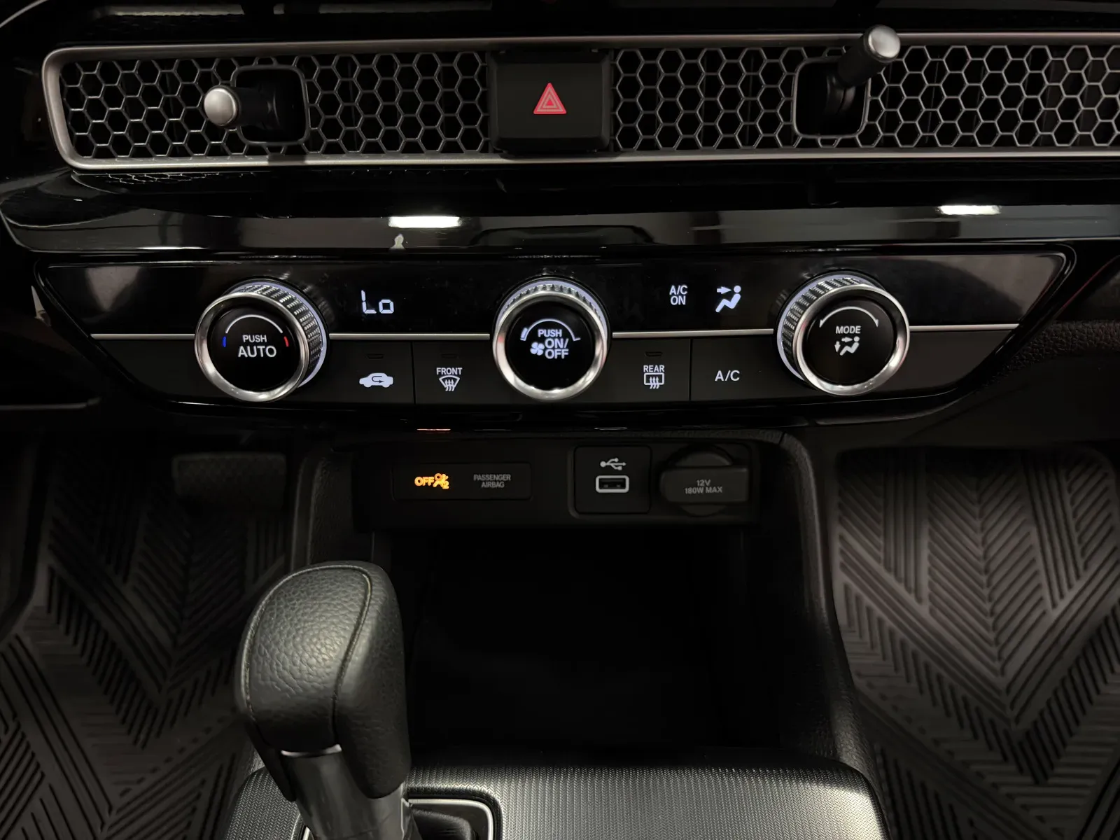 Honda Civic photo 30