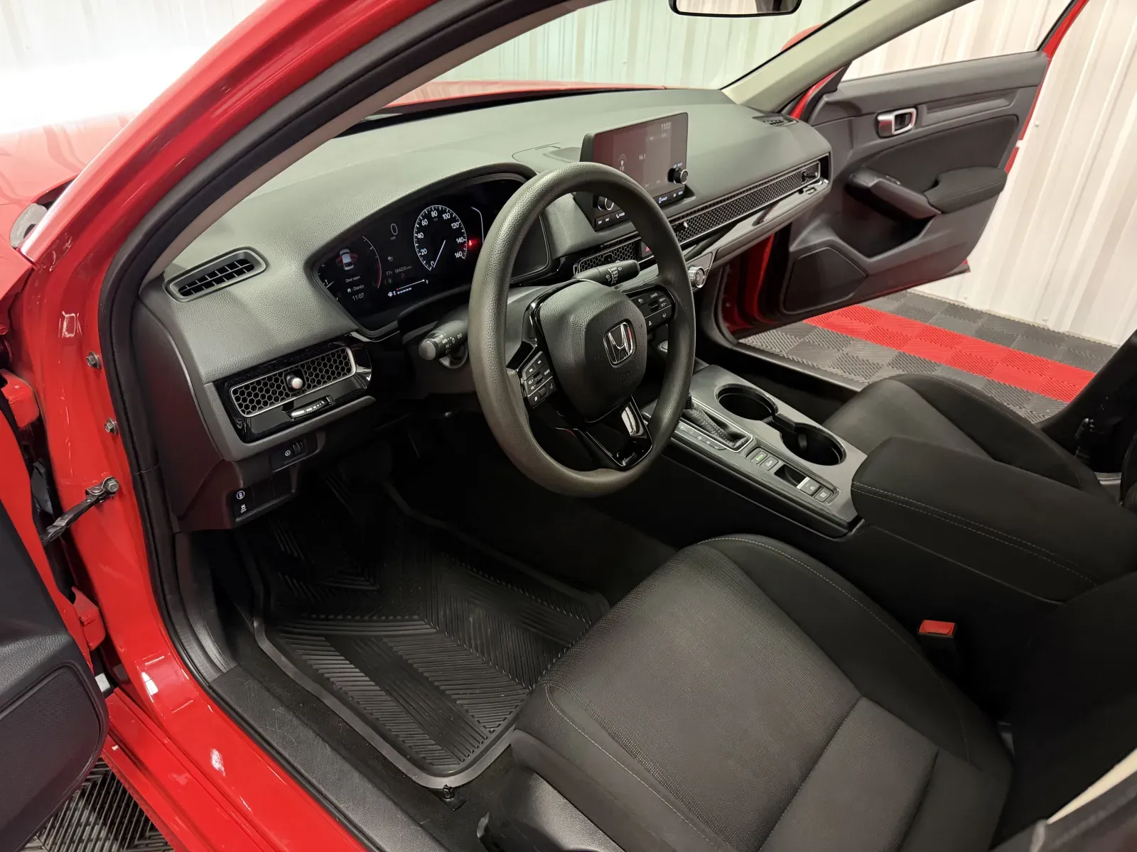 Honda Civic photo 35