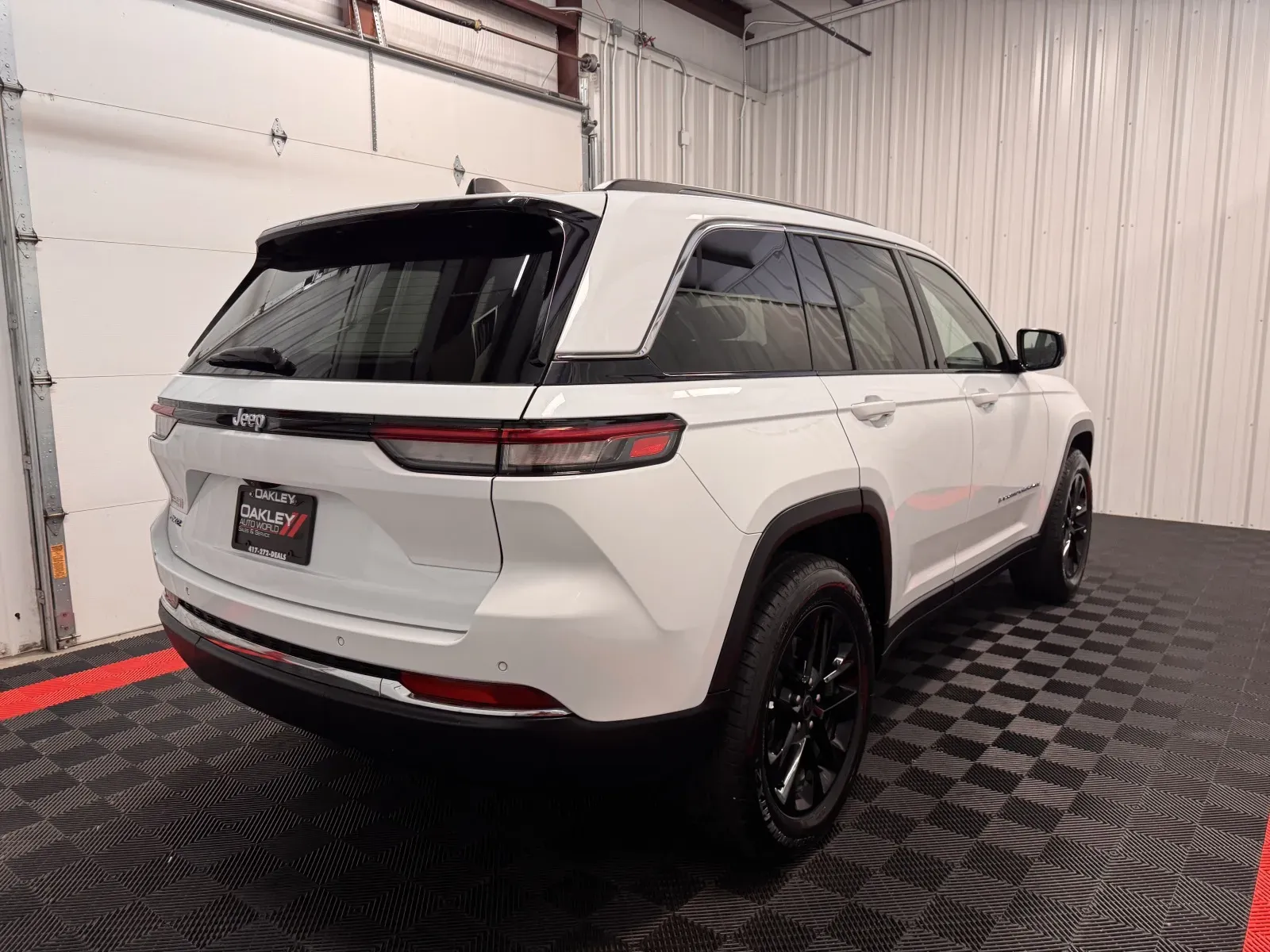 Jeep Grand Cherokee photo 4