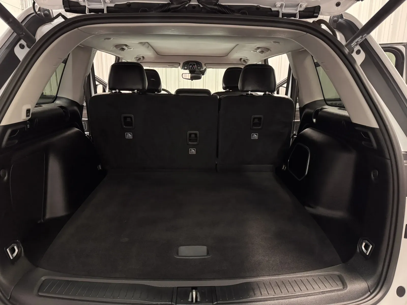 Jeep Grand Cherokee photo 40
