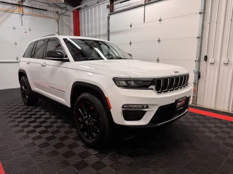 More photos of 2022 Jeep Grand Cherokee 4xe at Oakley Auto World, MO