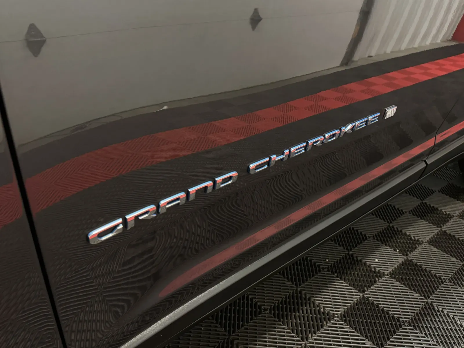 Jeep Grand Cherokee photo 13