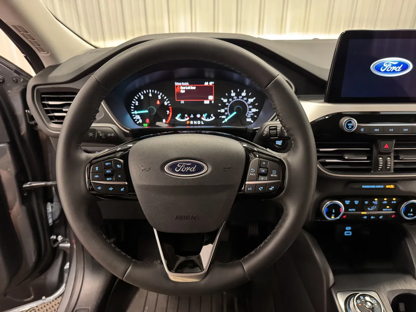 Ford Escape photo 18