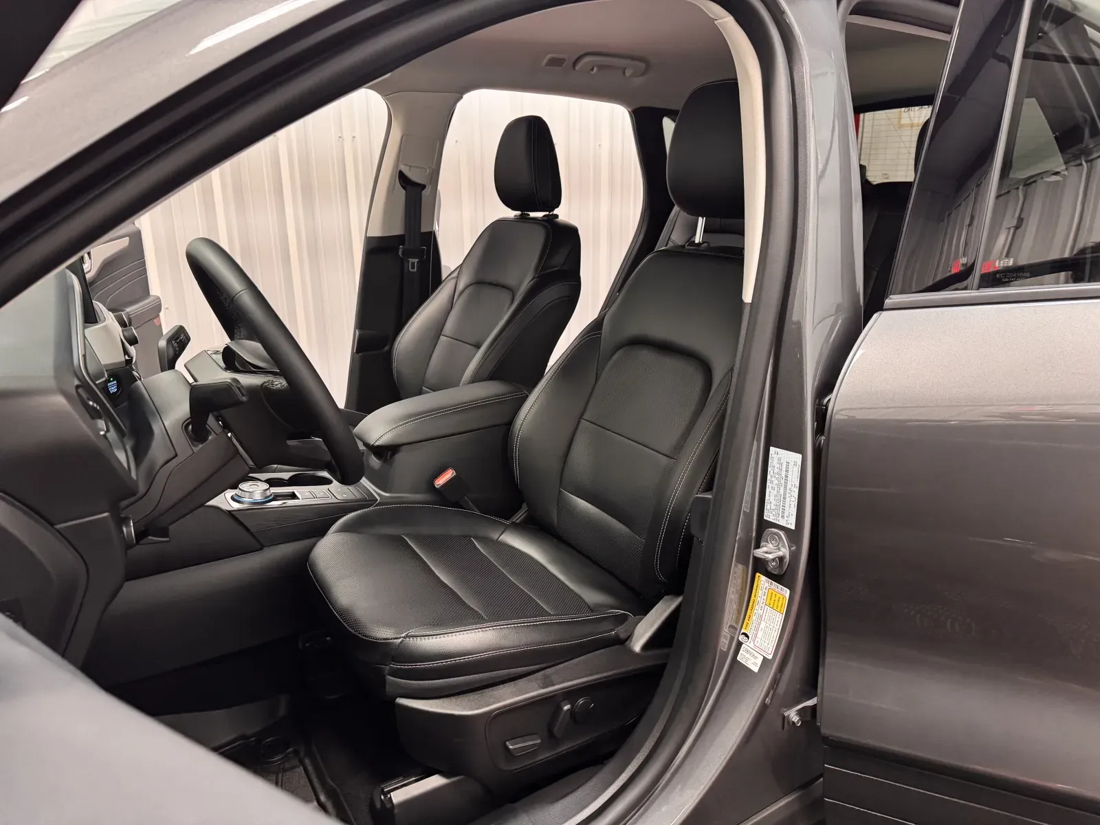 Ford Escape photo 33