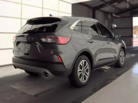 More photos of 2022 Ford Escape SEL at Oakley Auto World, MO