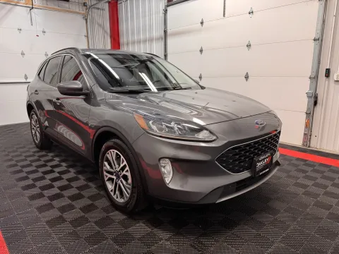 More photos of 2022 Ford Escape SEL at Oakley Auto World, MO