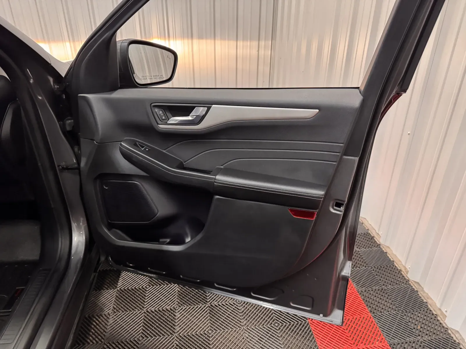 Ford Escape photo 40