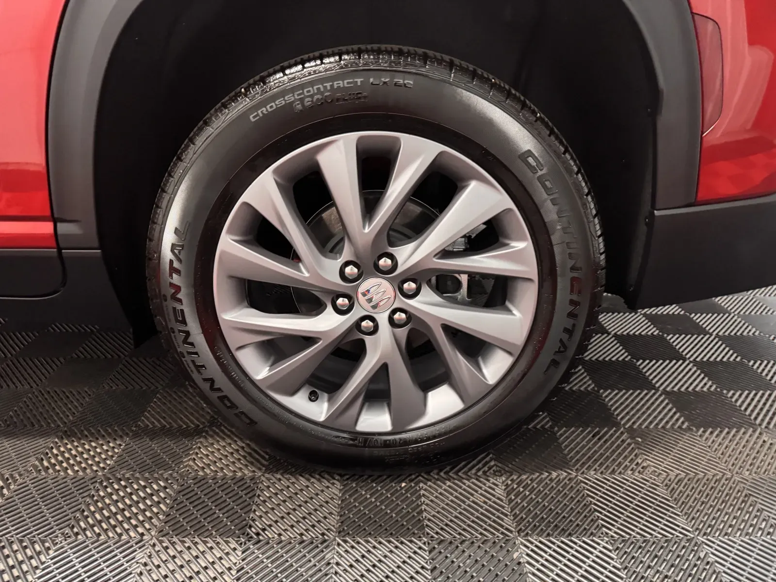 Buick Enclave photo 11