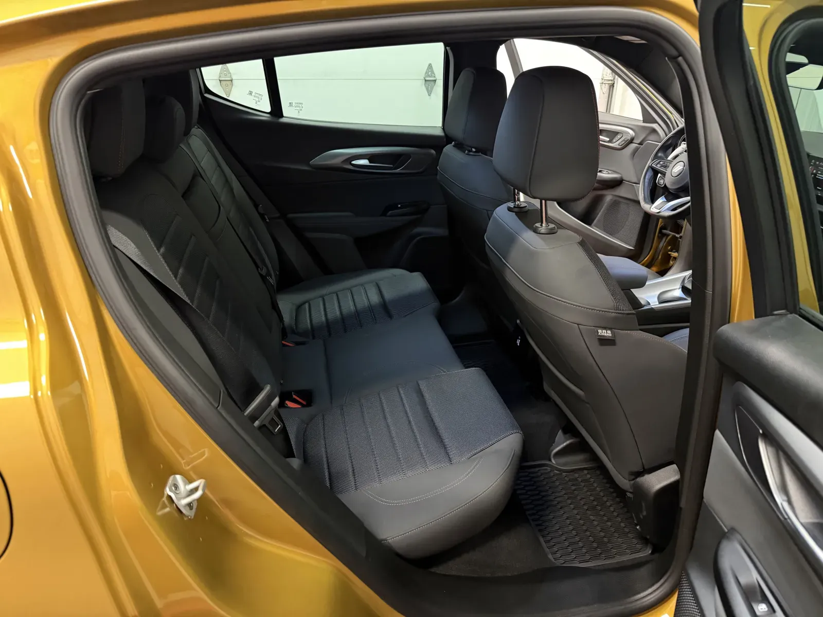 Dodge Hornet photo 41