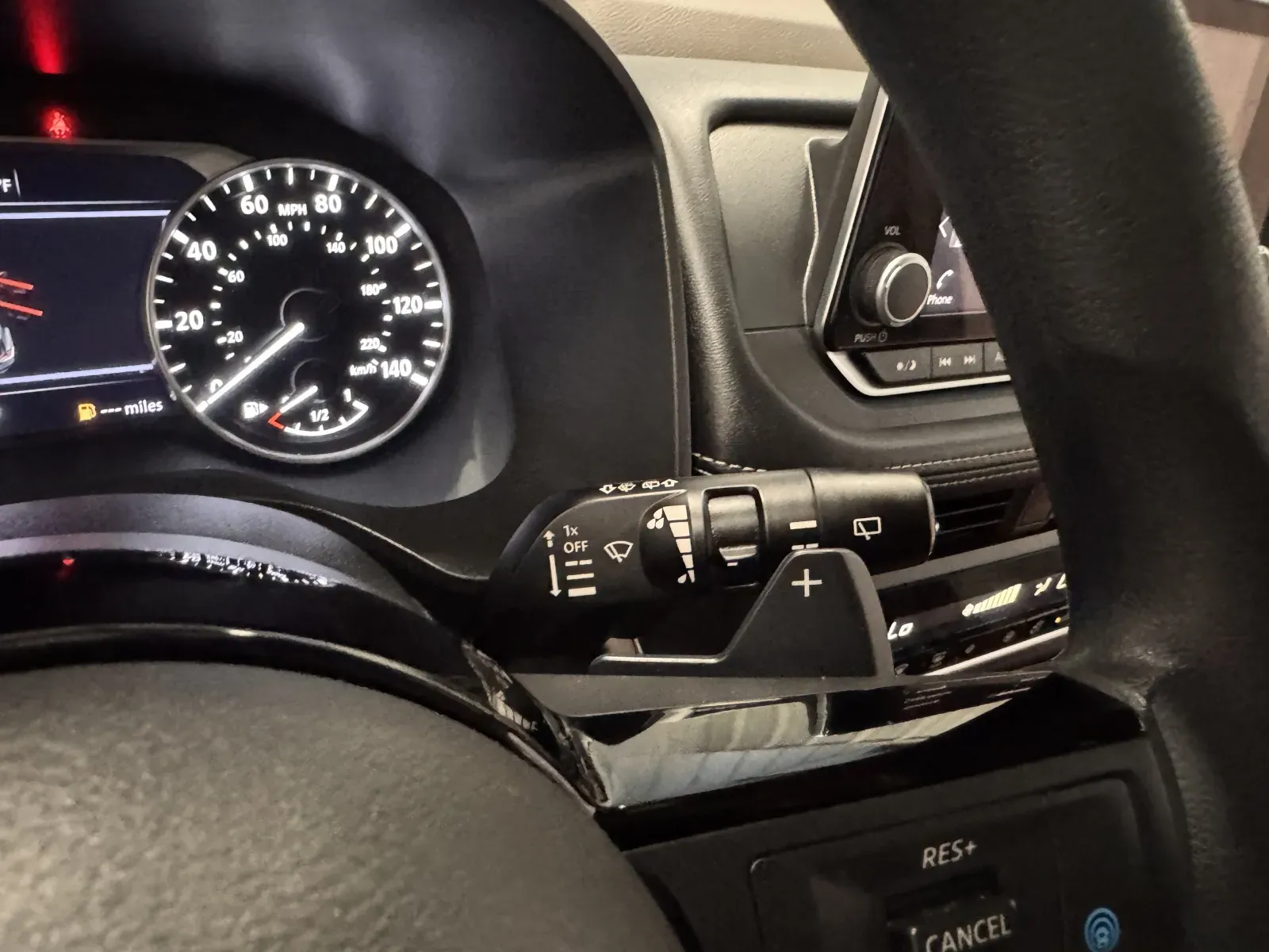 Nissan Rogue photo 22