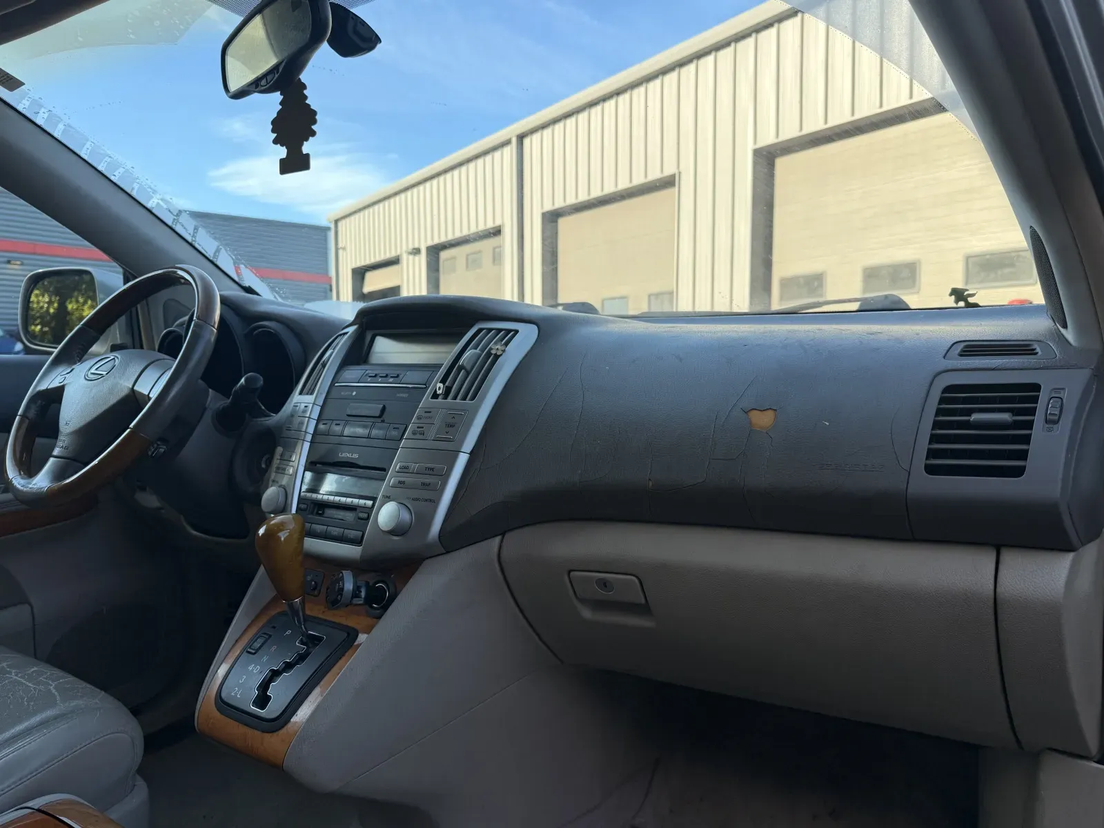 Lexus RX photo 13