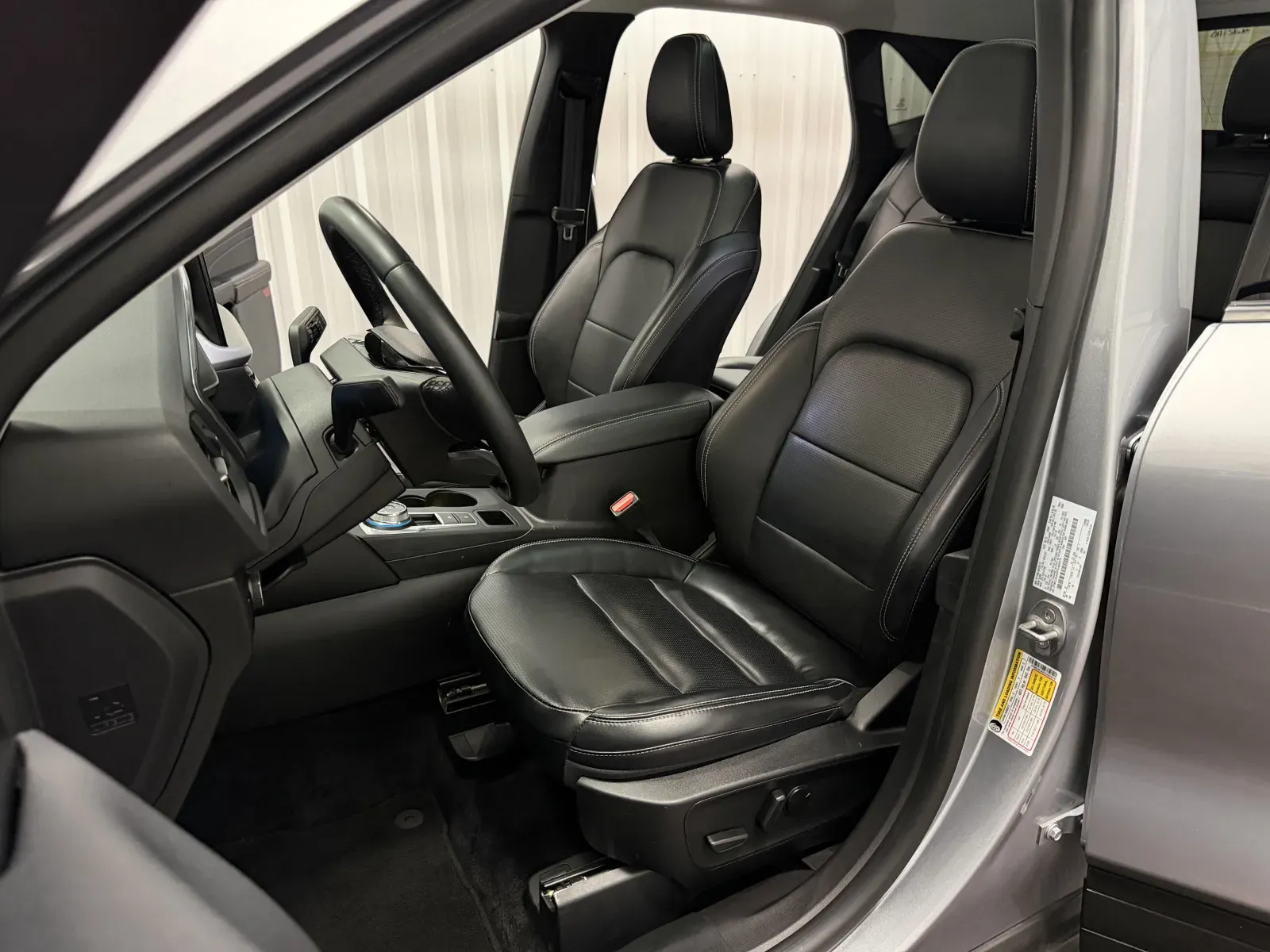 Ford Escape photo 38