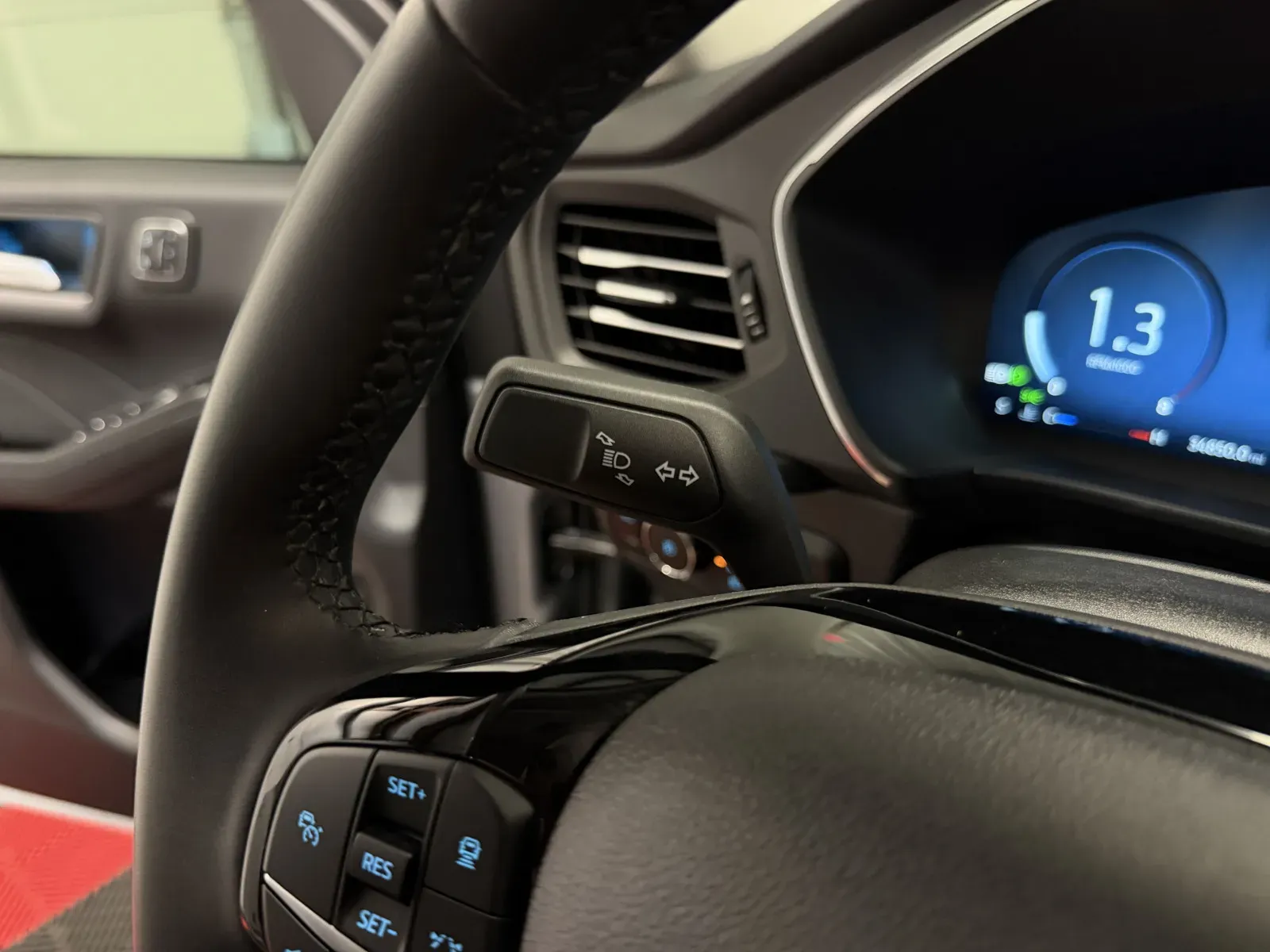 Ford Escape photo 23