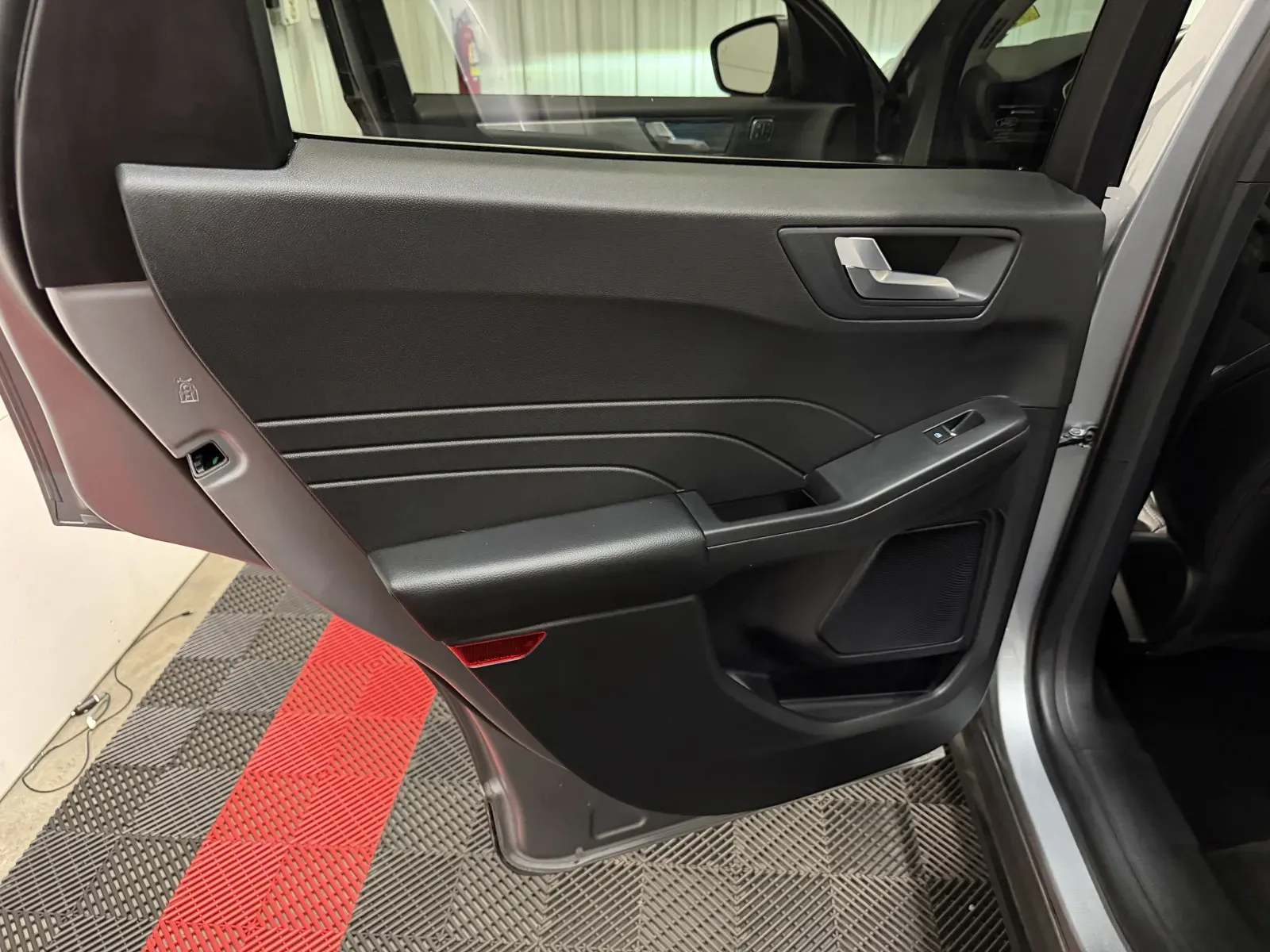 Ford Escape photo 31