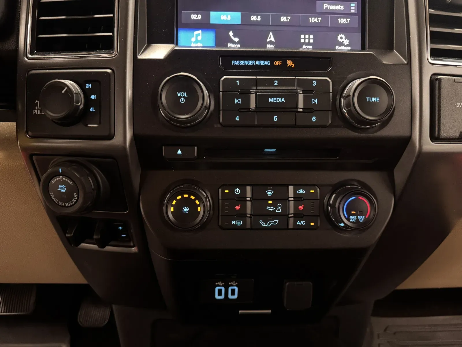 Ford F-150 photo 33