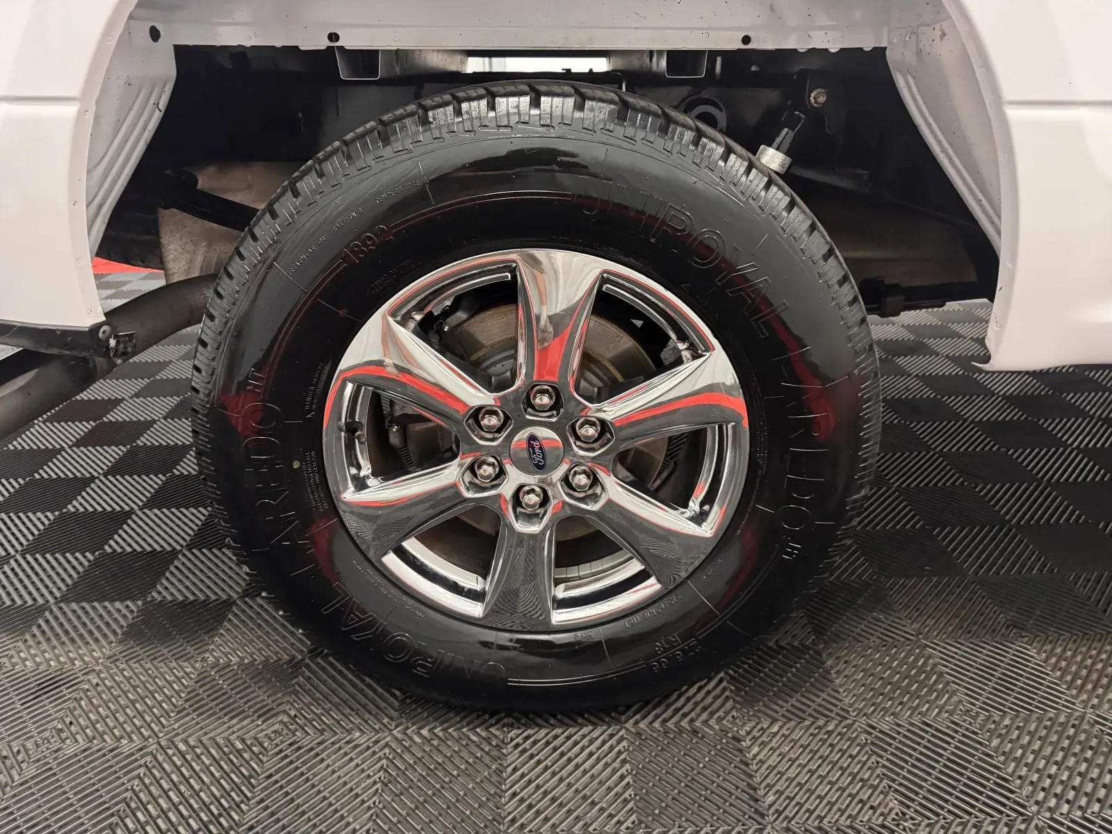Ford F-150 photo 19