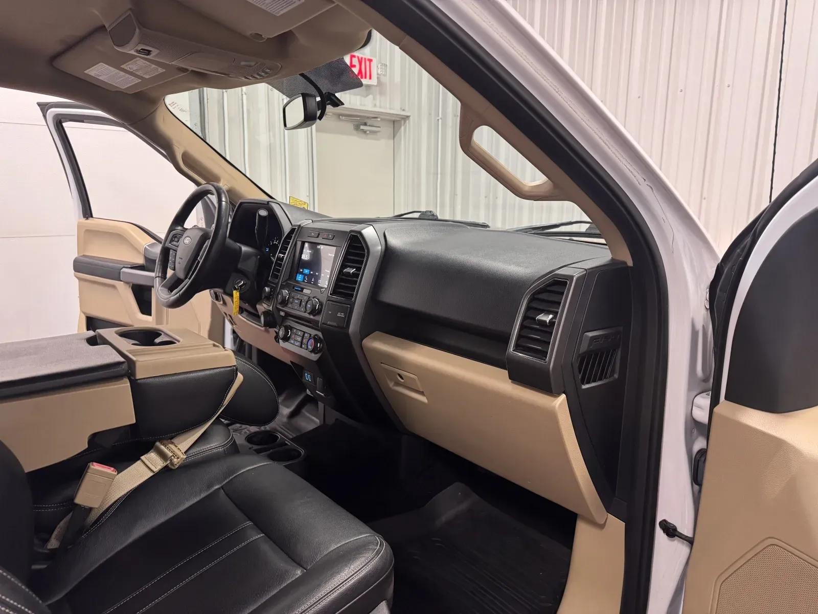 Ford F-150 photo 45