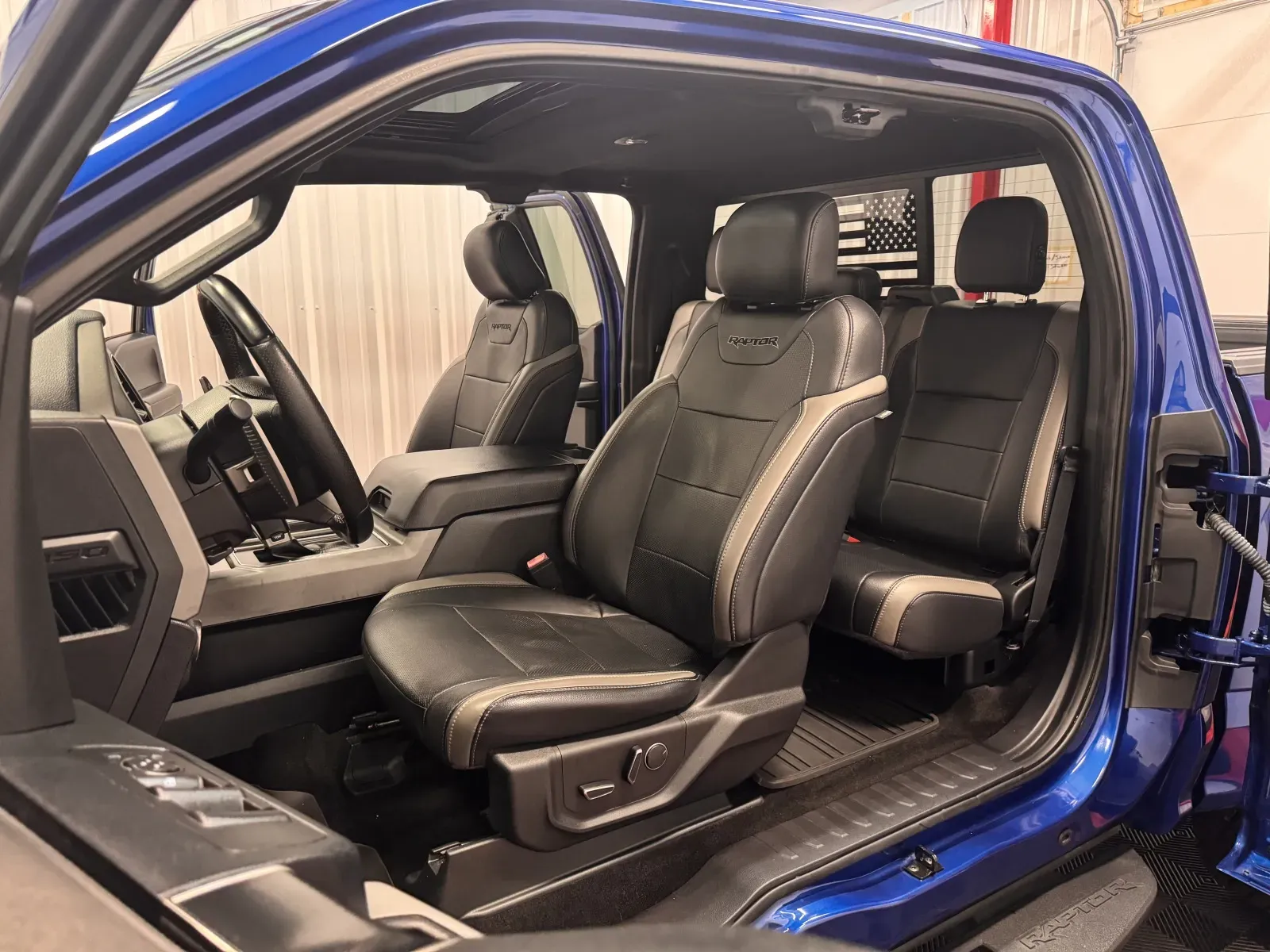 Ford F-150 photo 34