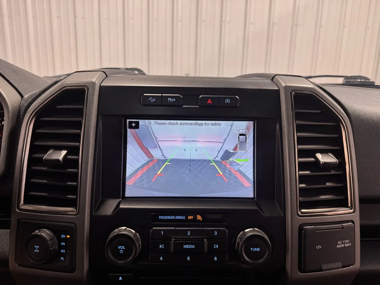 Ford F-150 photo 30
